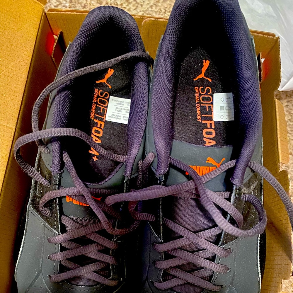 PUMA TENNIS SHOES